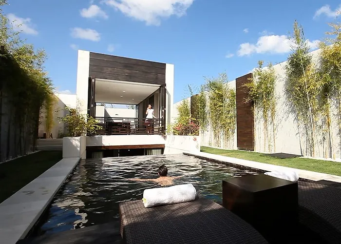 Equilibria * Seminyak (Bali)